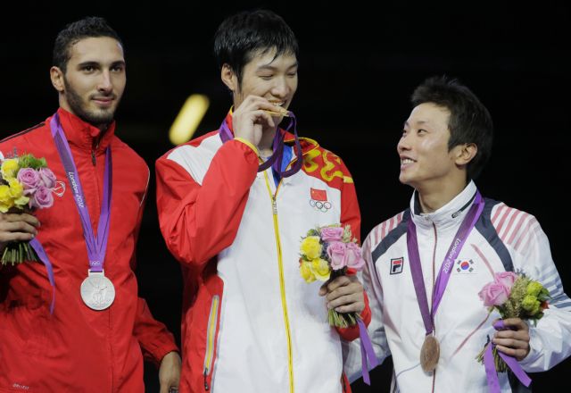 Η Κίνα κερδίζει και στη ξιφομαχία, πρώτο μετάλλιο για την Αφρική